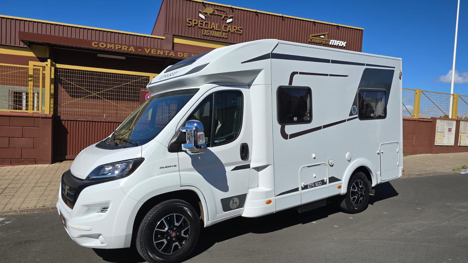 ETRUSCO T5900 FB 140CV