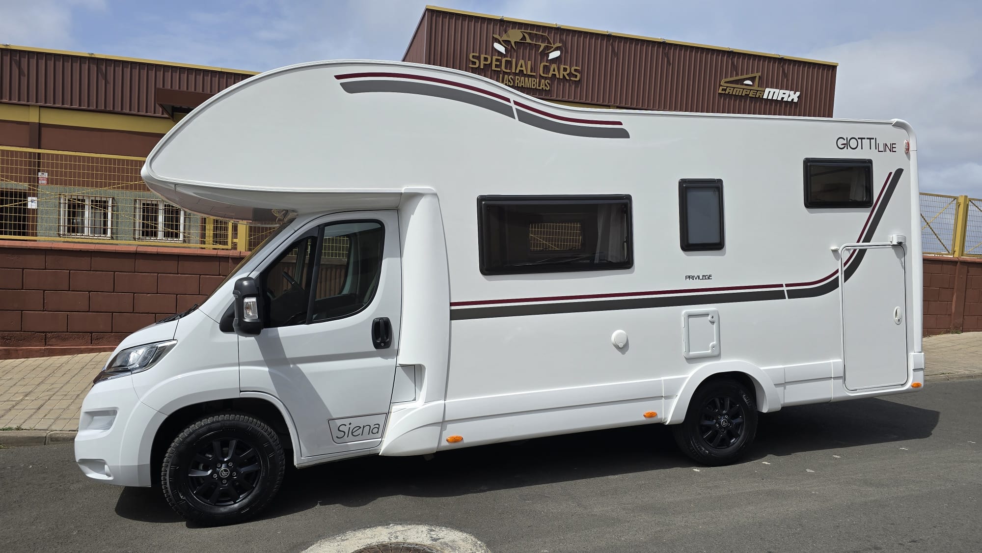 GIOTTILINE SIENA 440 PRIVILEGE 140CV