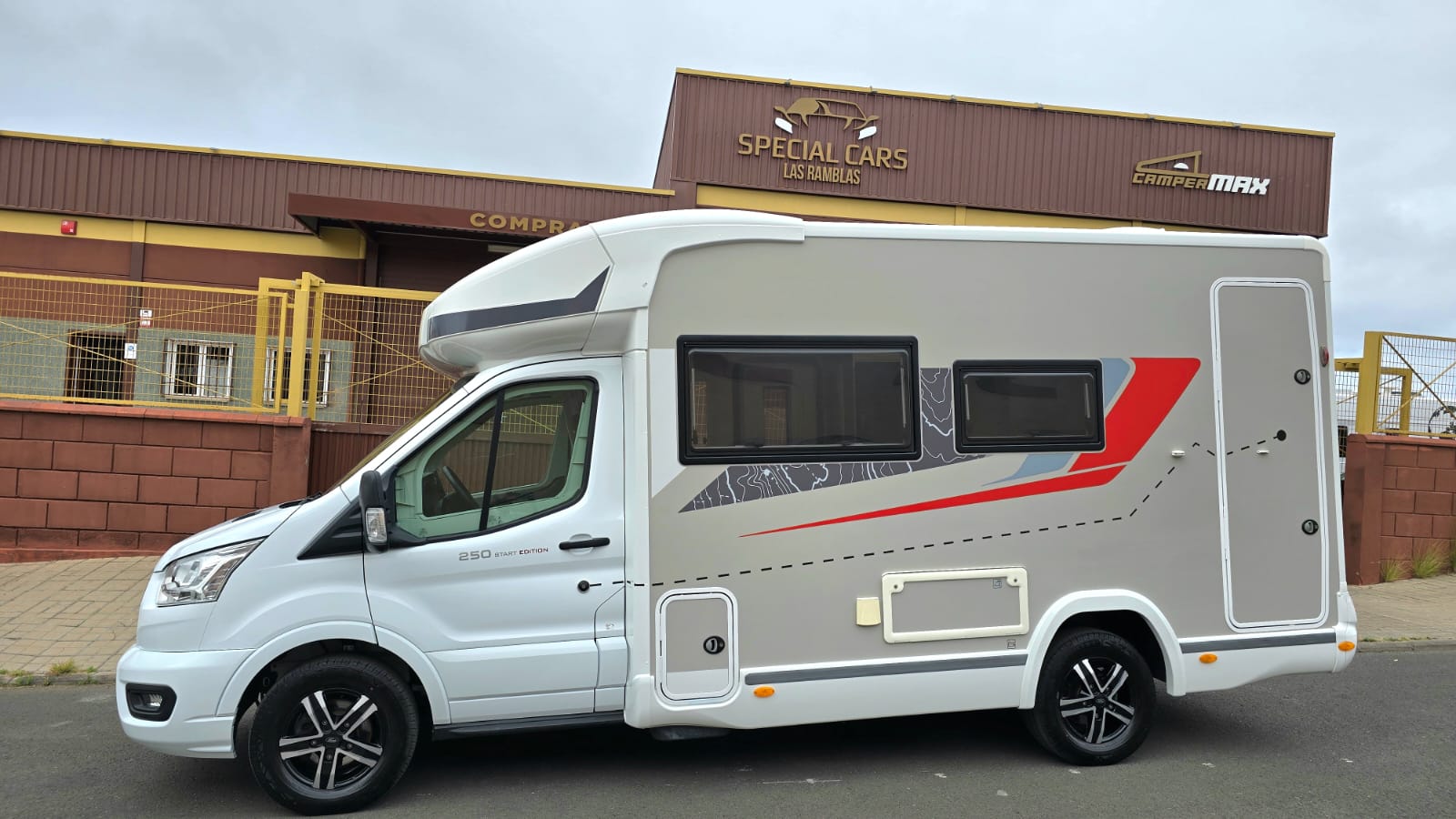 CHALLENGER 250 170CV FORD