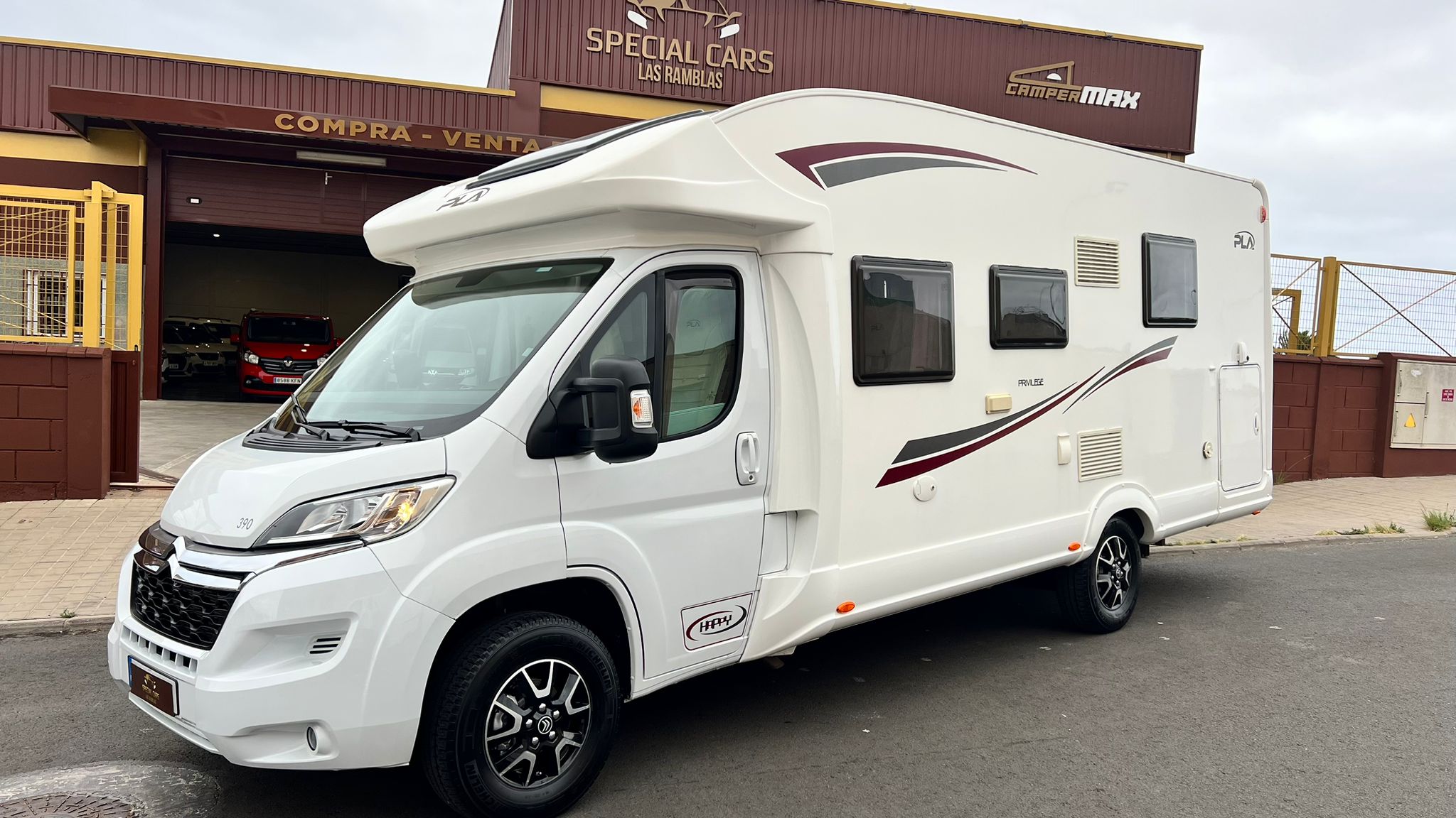 PLA H390 PRIVILEGE 130CV